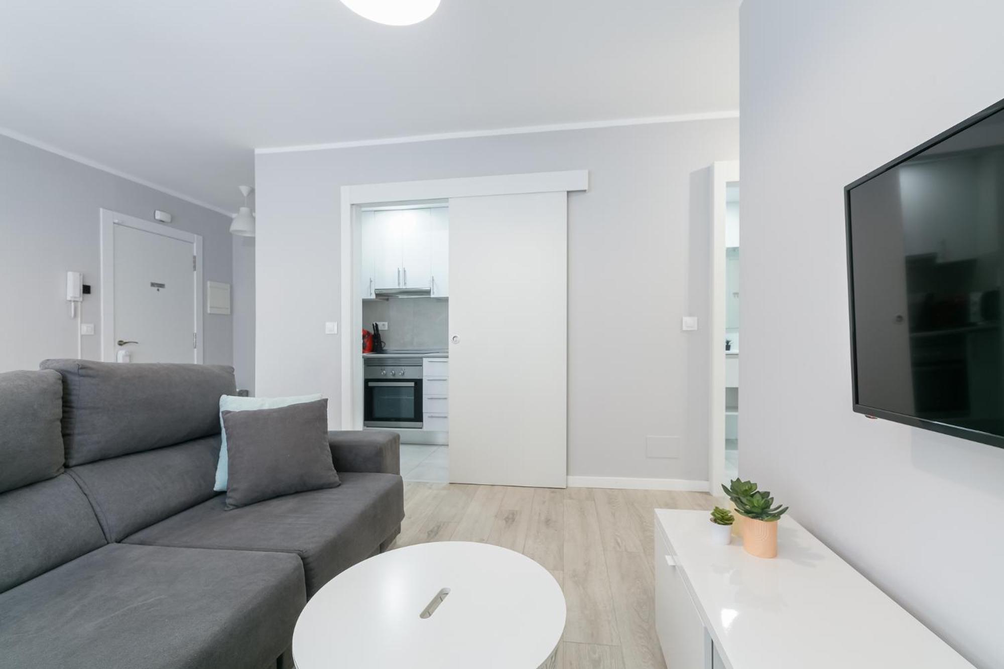 Apartamento Calido En El Corazon De By