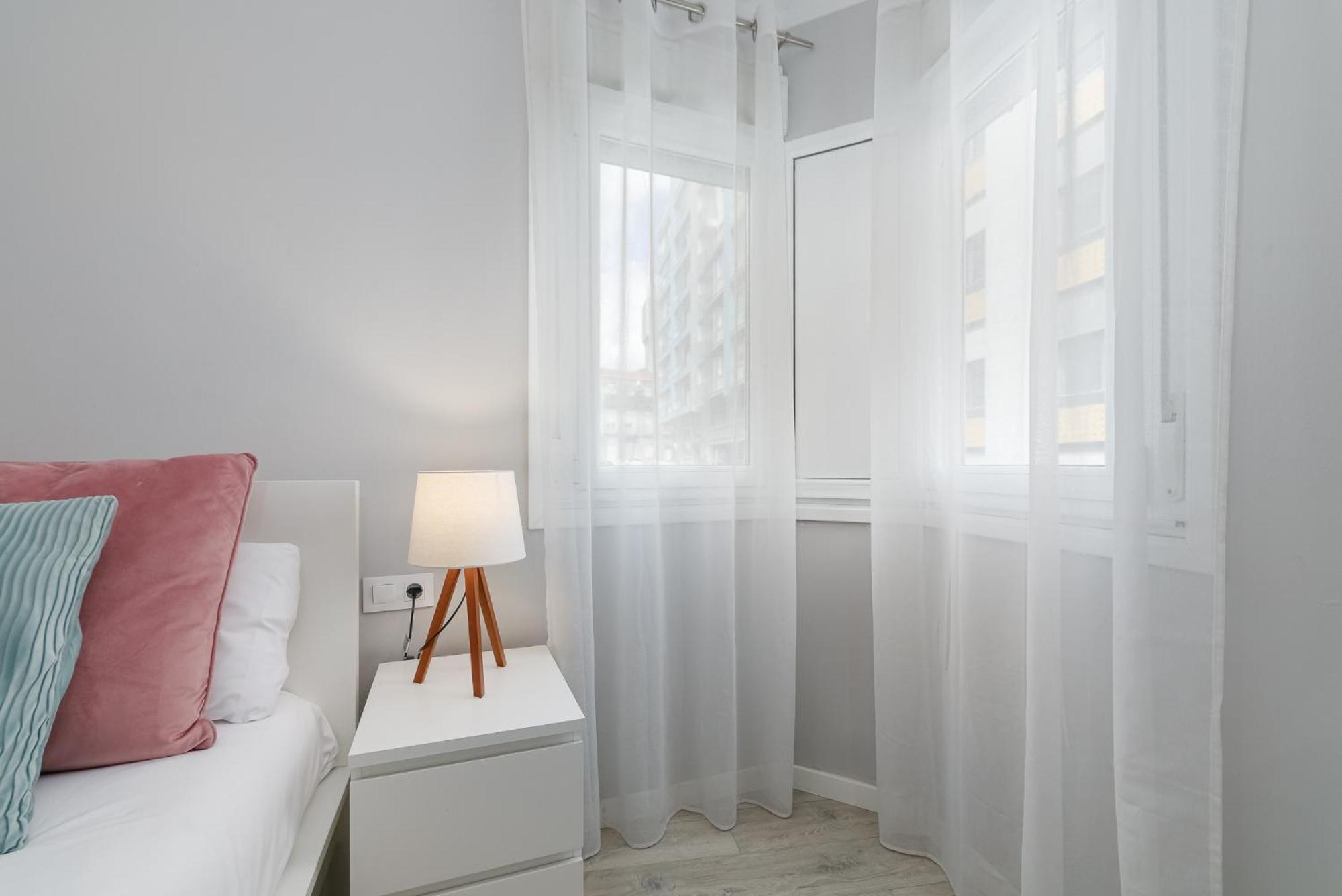 Apartamento Calido En El Corazon De By *