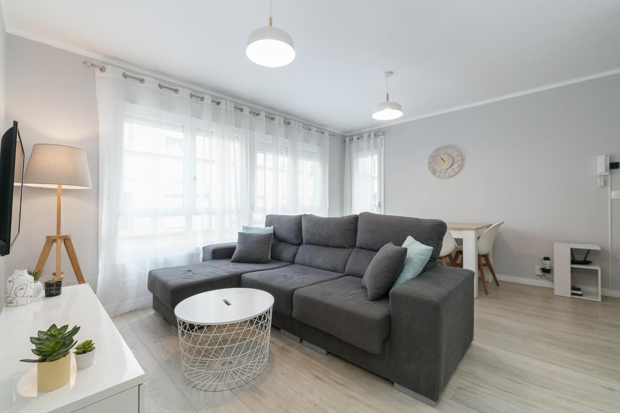 Apartamento Calido En El Corazon De By *